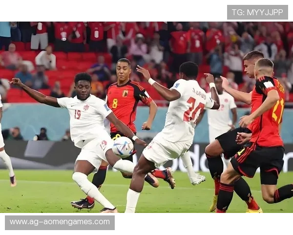 世界杯瑞士VS加拿大比赛海报中的关键元素与设计技巧分享